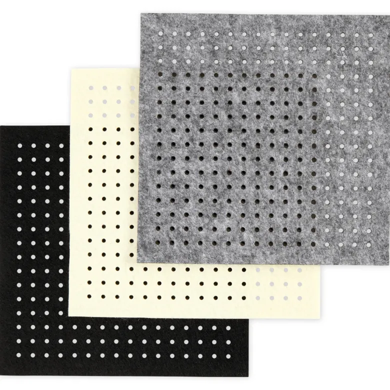 Bastel-Filz mit Löchern, 20x20x0,3 cm, 12 Stück