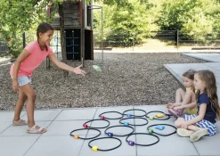 beleduc Hüpf- und Wurfspiel mit Zahlen, 15-tlg.