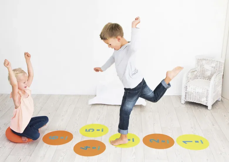 Stepping Stones mit Zahlen 1 bis 6, 12-tlg.