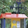 Wetterwarte aus Kunststoff mit Instrumenten + Wetterhahn
